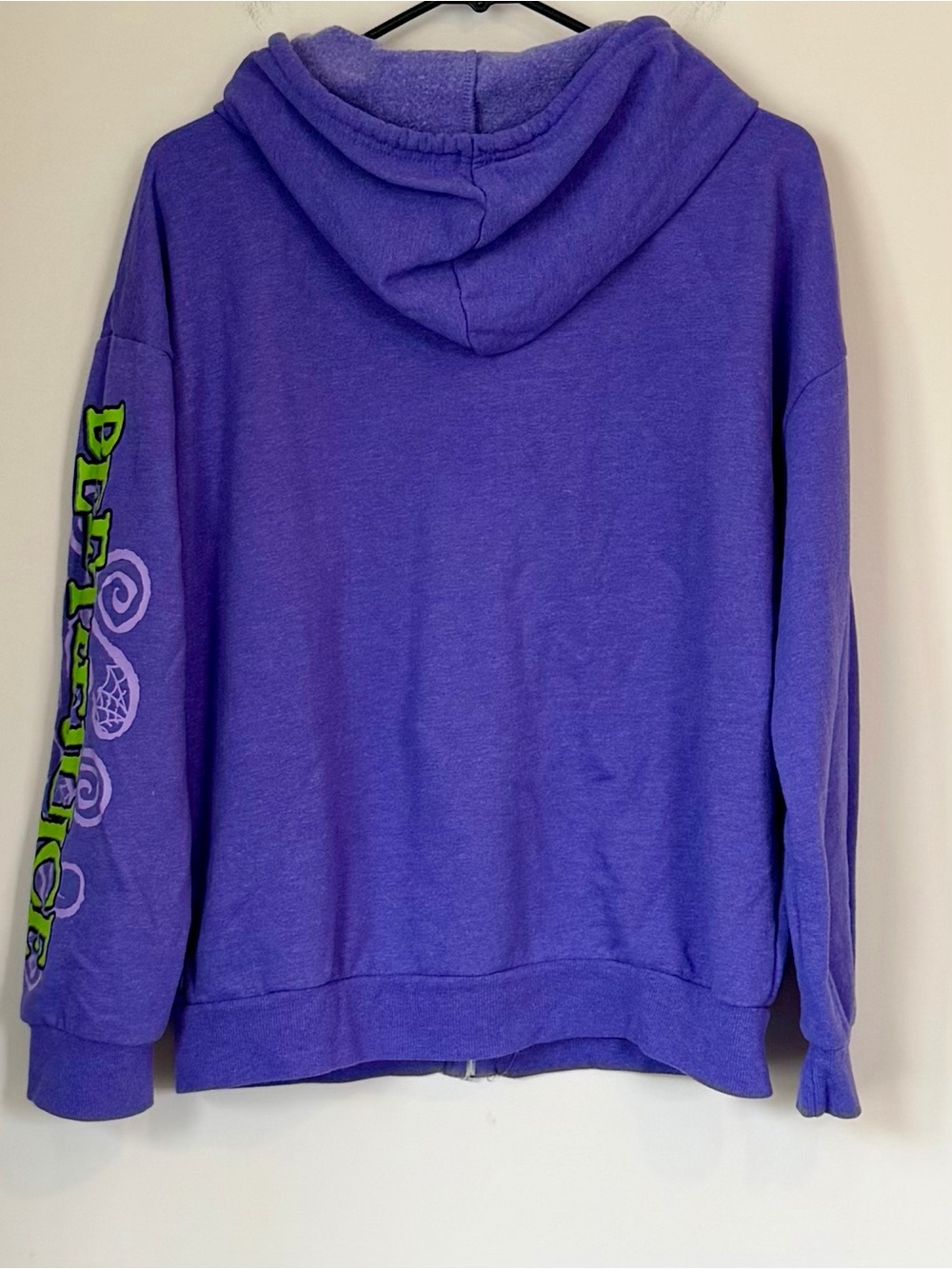 Purple Beetlejuice Graphic Zip Hoodie with Green Drawstrings - Size: Medium - Picture 8 of 10